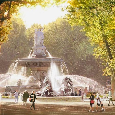 Montclar Studio Aix-en-Provence Luaran gambar