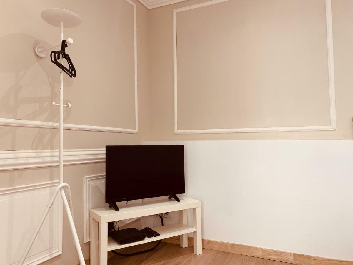 Montclar Studio Aix-en-Provence Luaran gambar