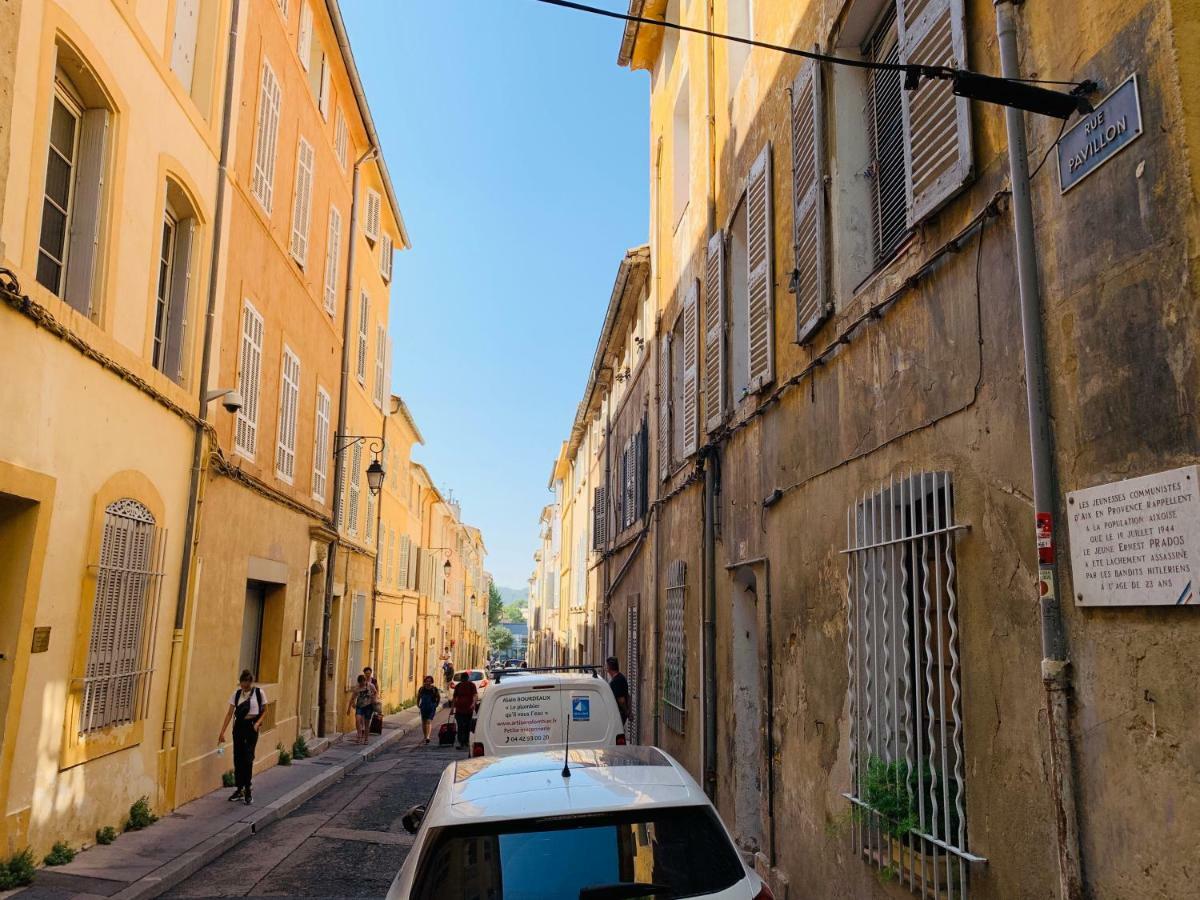Montclar Studio Aix-en-Provence Luaran gambar