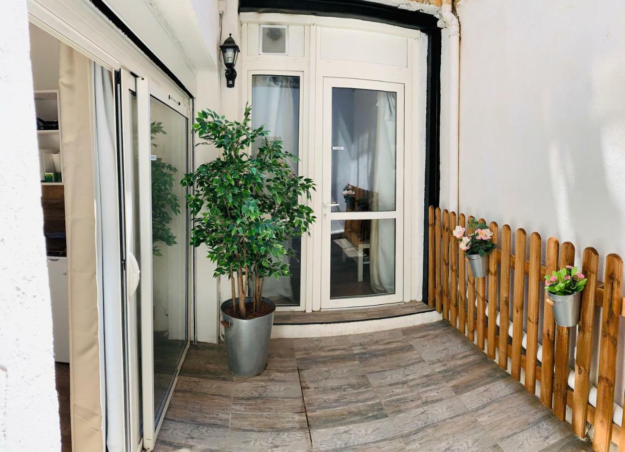 Montclar Studio Aix-en-Provence Luaran gambar
